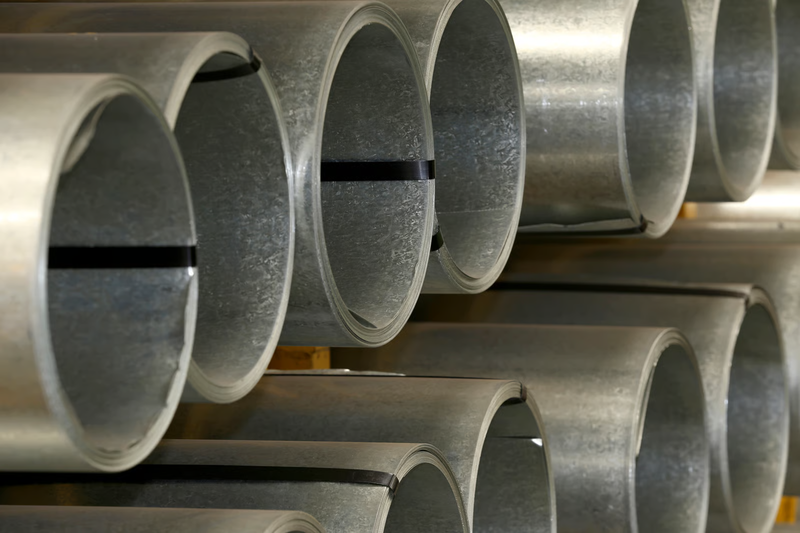 Carbon steel pipes