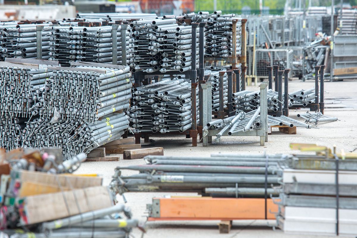 When Is the Best Time to Stock Up on Building Supplies?